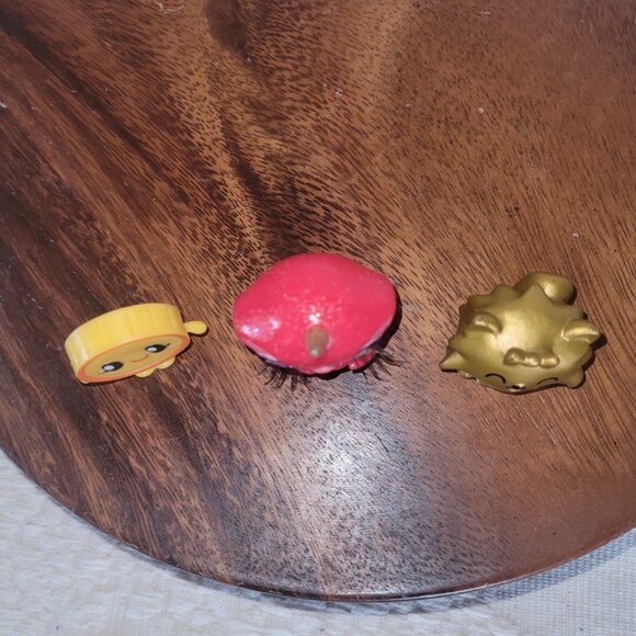 Moshi Monsters Gold Purdy & a Poopsie Cutie Tooties Crabby - Picture 6 of 11